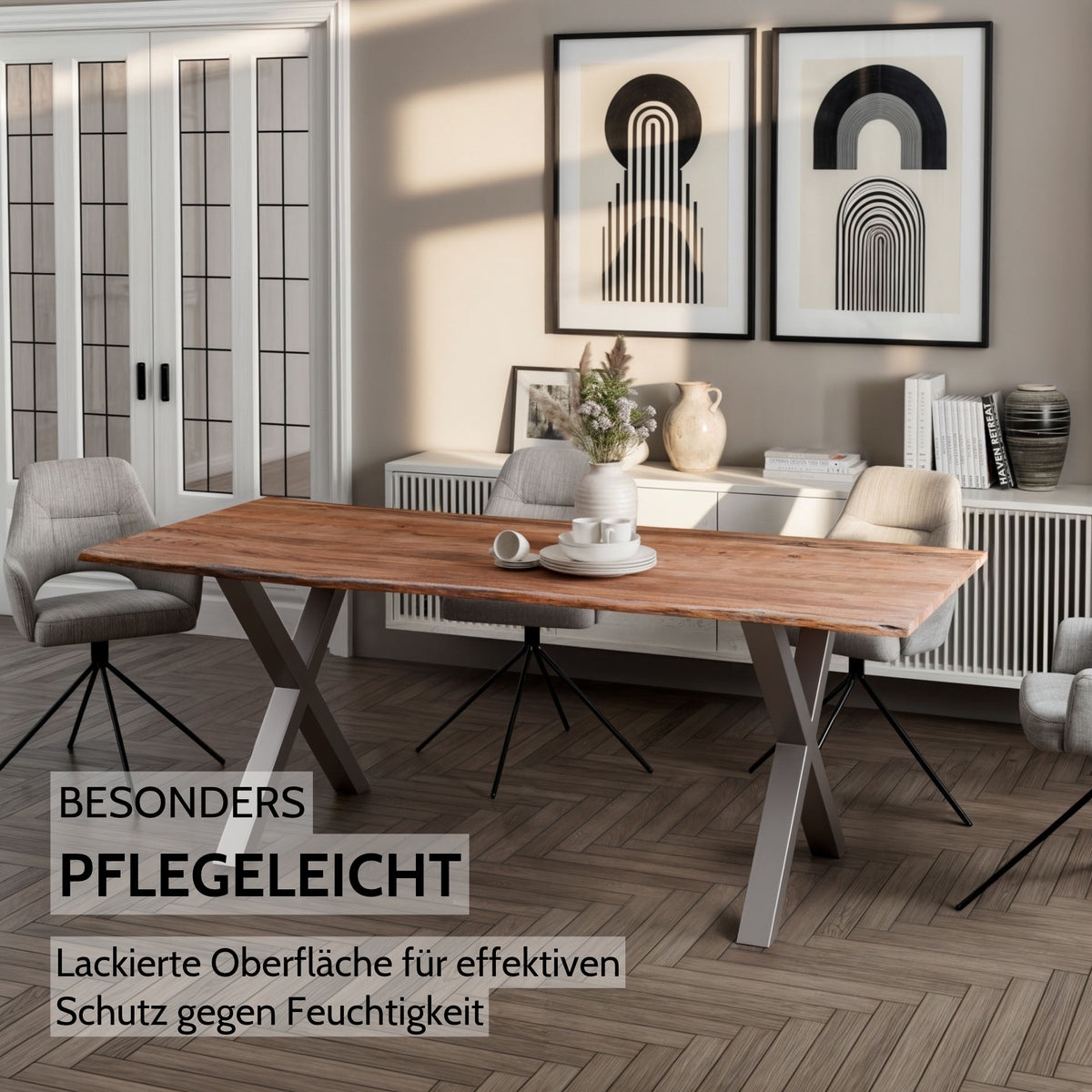 OSKAR Massivholztisch Akazie mit massiver Platte und weißem Metallgestell
