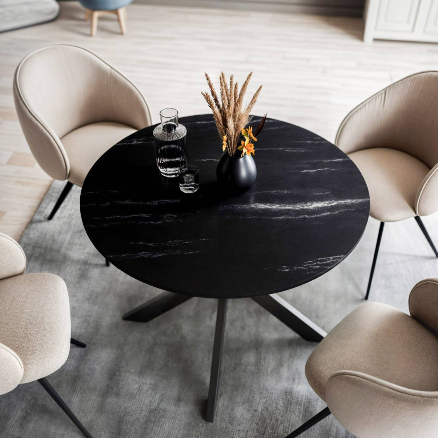 GELA runder Massivholztisch mit Gestell